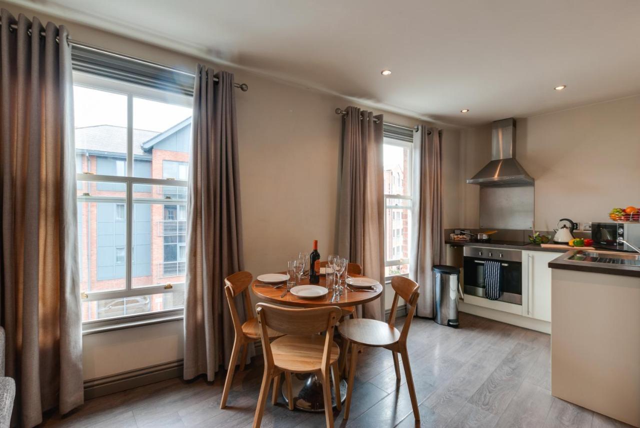 Base Serviced Apartments - City Road Честър Екстериор снимка