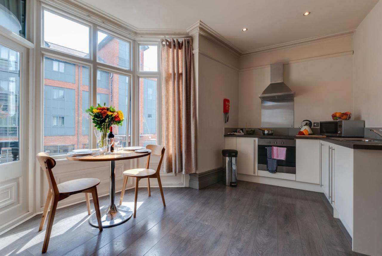 Base Serviced Apartments - City Road Честър Екстериор снимка